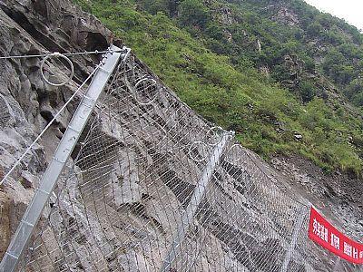 重庆边坡防护网的详细施工要求有哪些
